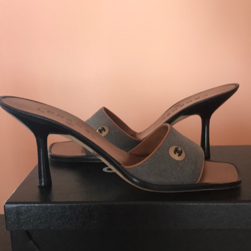 CHANEL CC Sandal Heels It40